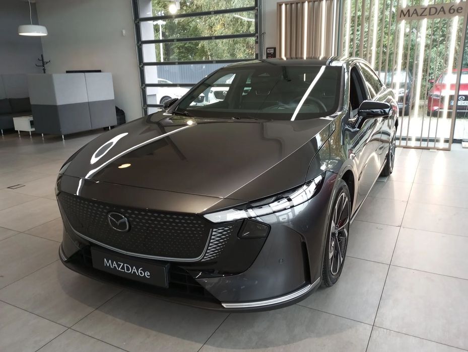 Mazda 6e 5dr HB EV 258 KM RWD Takumi