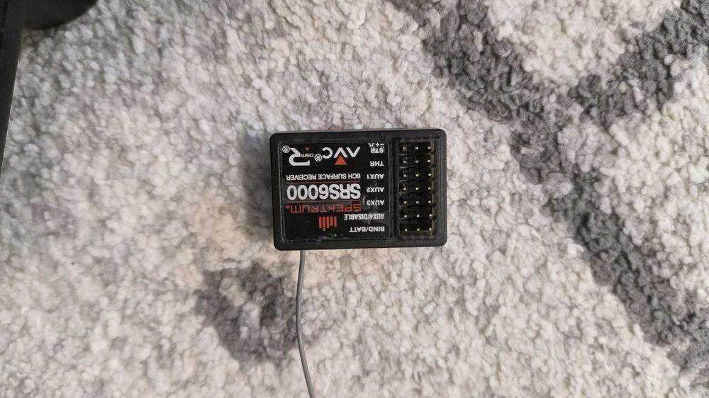 Aparatura Spektrum DX2E AVC + odbiornik SR6000 AVC