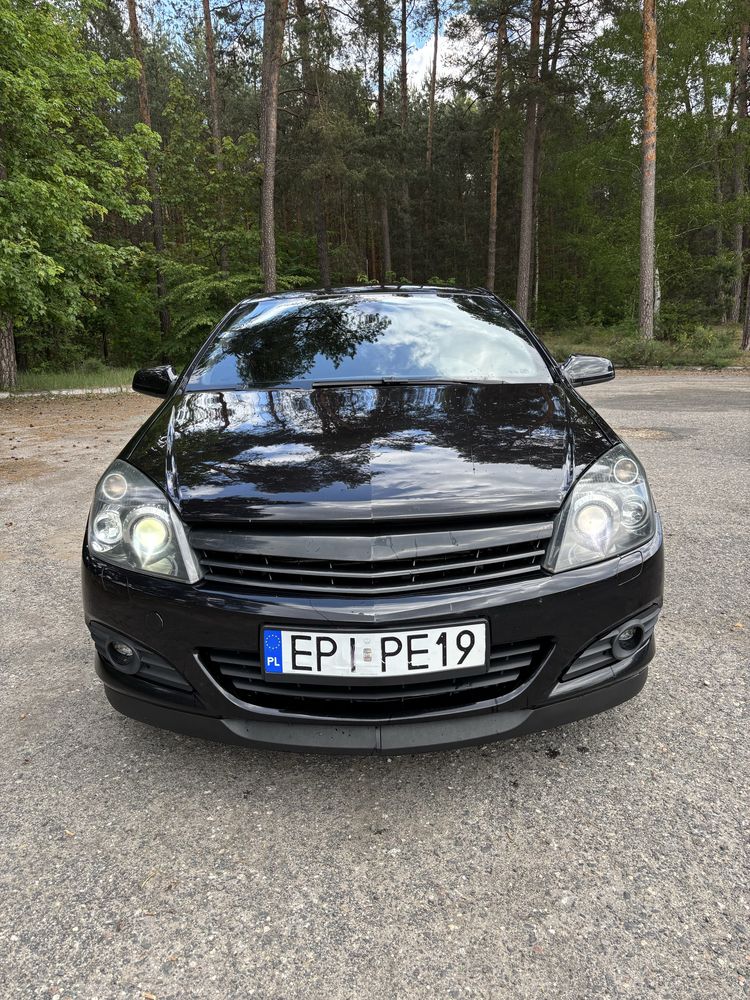 Opel Astra H GTC