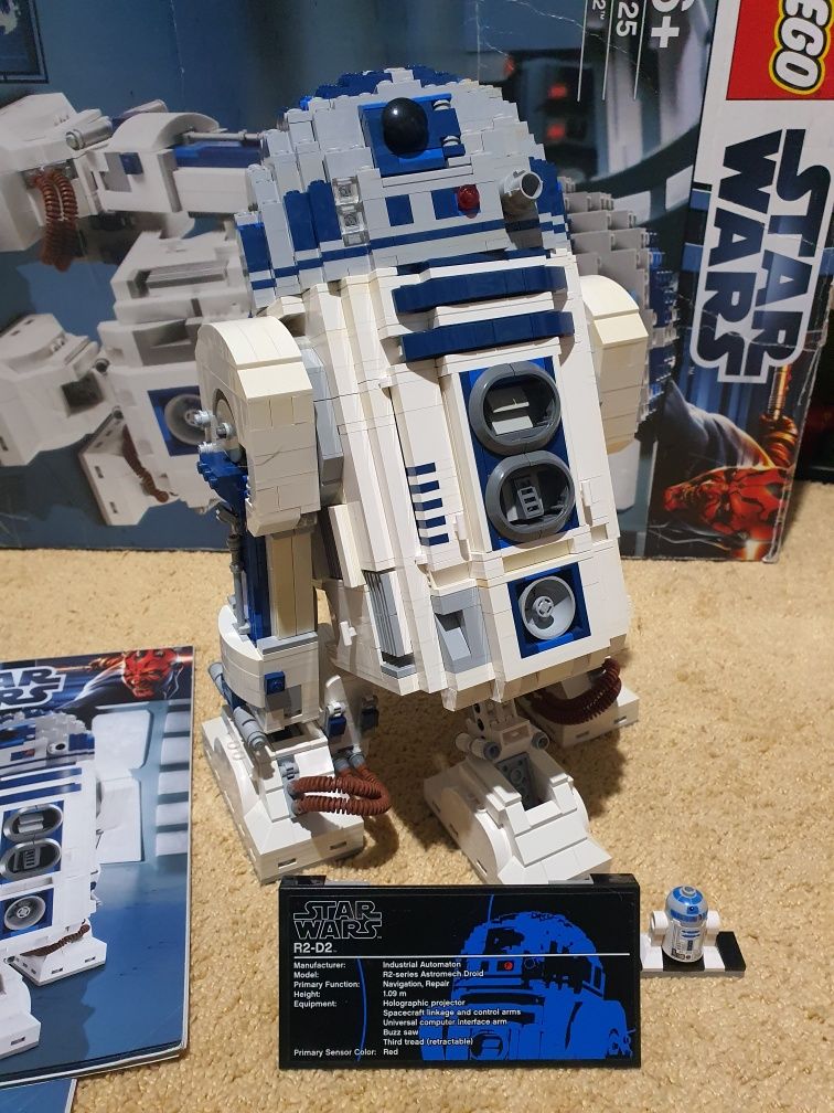Lego Star Wars 10225 R2-D2 UCS pierwszej serii