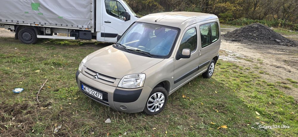 2008r 240tys 1.6HDI klima el.szyby hak