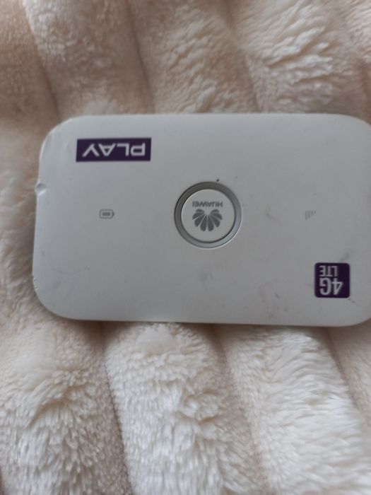 Modem.  ruter Huawei  Play