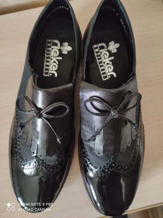 Rieker лаковані туфлі лофери броги НОВІ 40р (26см)