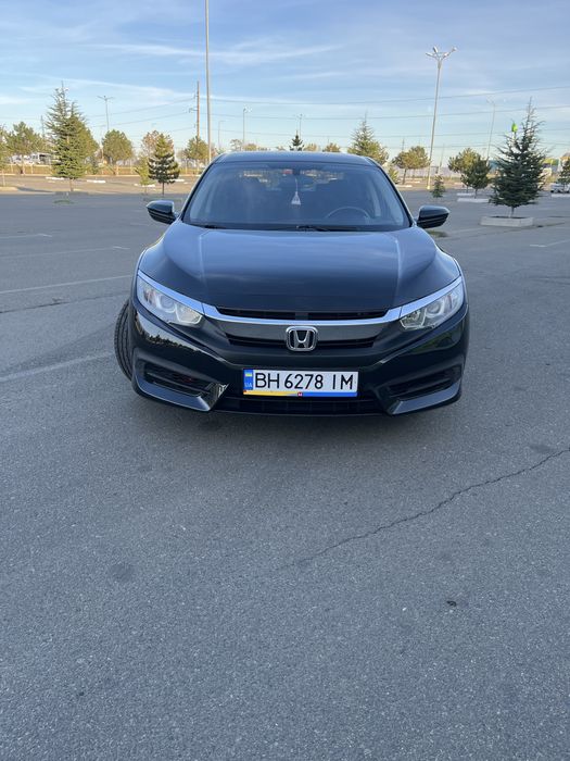 Honda Civic 10-го поколения