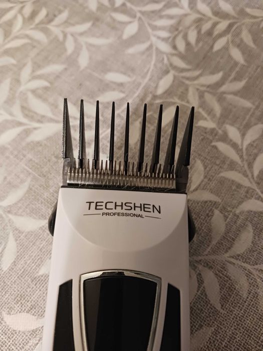 Máquina cortar cabelo nova