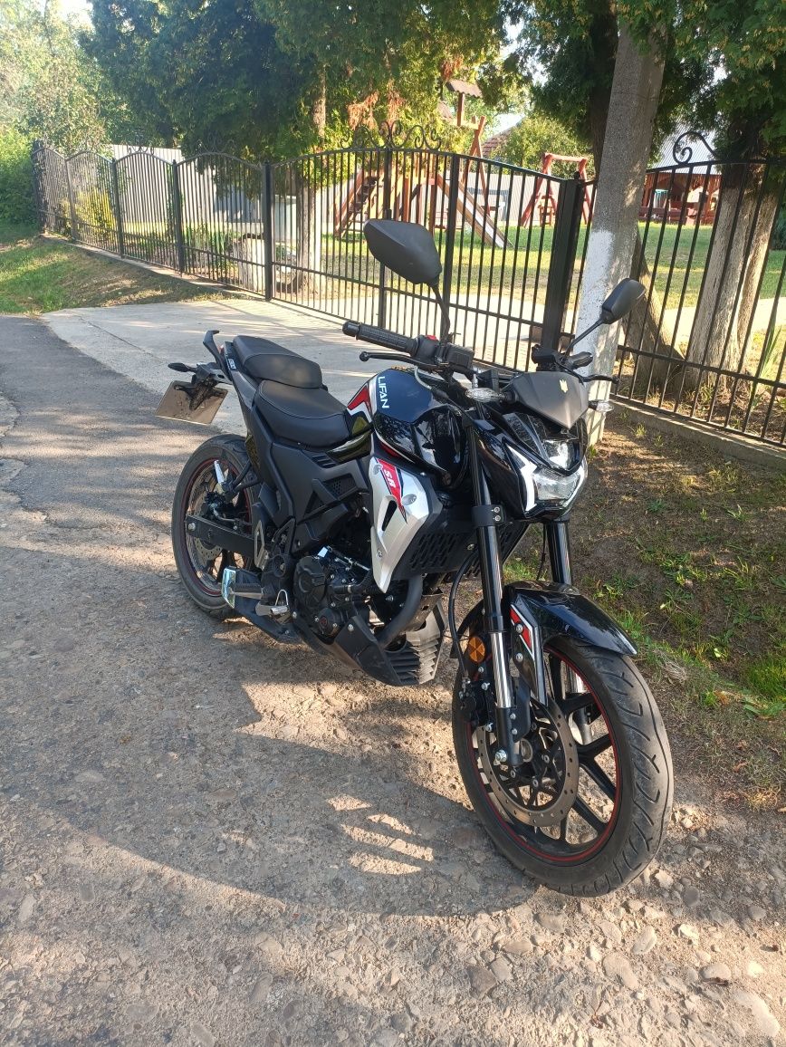 Продається sr220 ціна 1500$ +торг