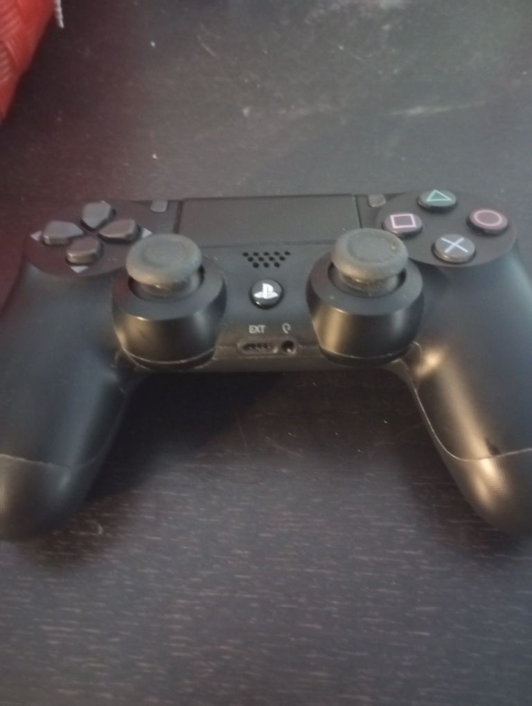 Controle de PS4 bom