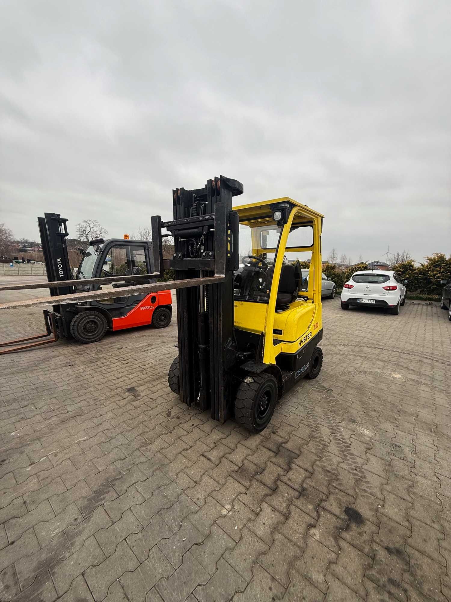 wózek widłowy HYSTER H2.0FT LPG 2000kg TRIPLEX 4.90m przesuw 2009 rok