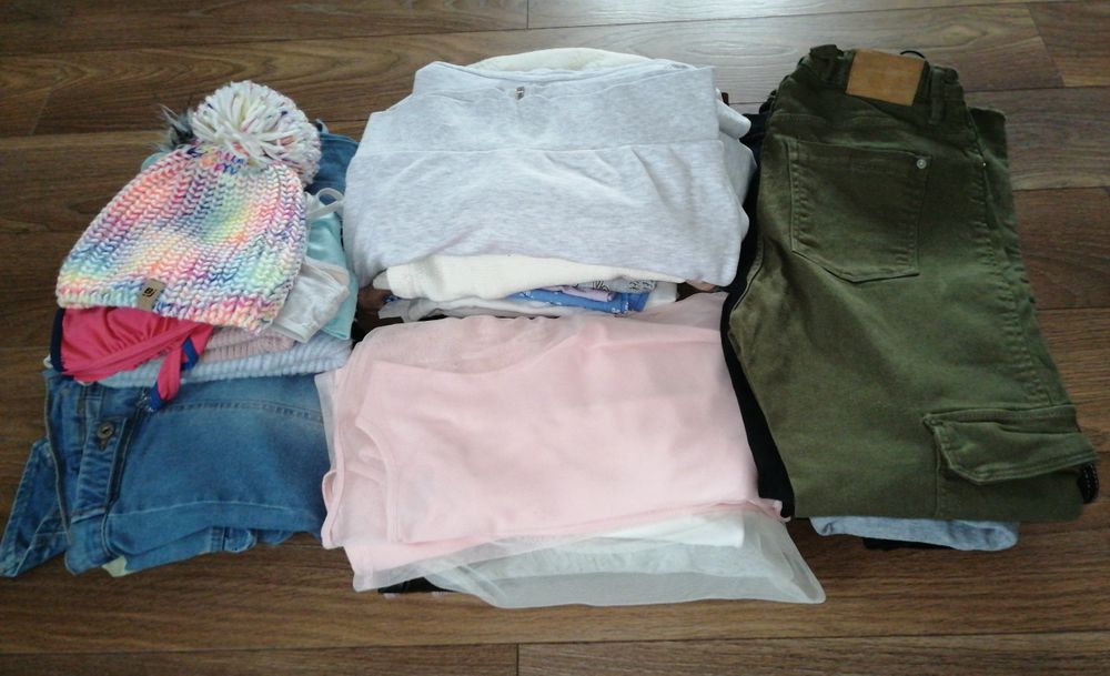 Ubrania dla dziewczynki rozm. 152 - 158