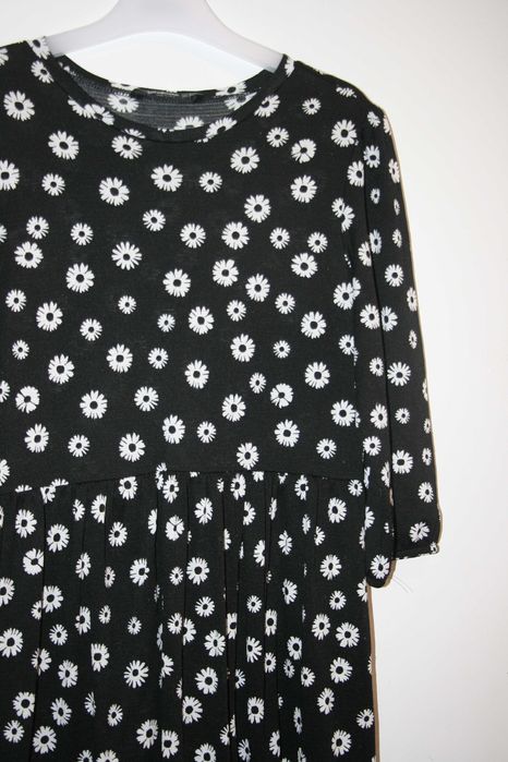 Vestido às Flores Stradivarius