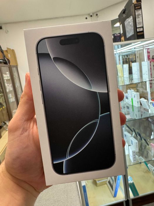 Smartfon Apple iPhone 16 Pro  128 Gb Biały Nowy