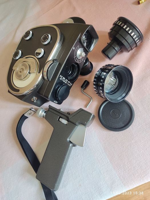 Кінокамера Кварц