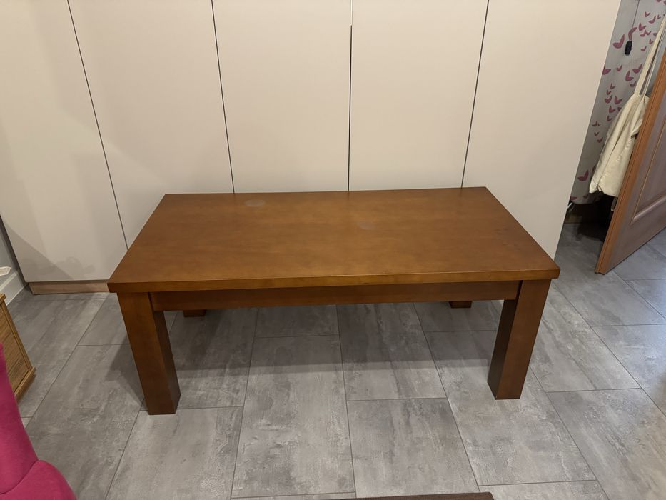 Sprzedam ławę do salonu drewnianą