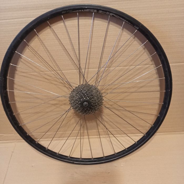 Koło 28 pod kasetę 9 tarcza hamulcowa