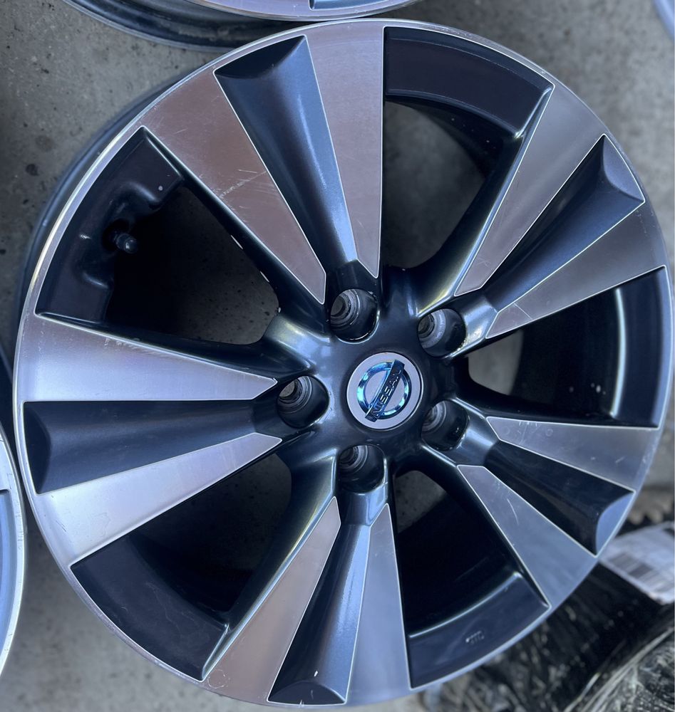 Диски Nissan Leaf Rogue R 17 5 114,3 Qashqai