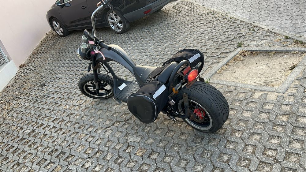Moto chopper scooter eletrica