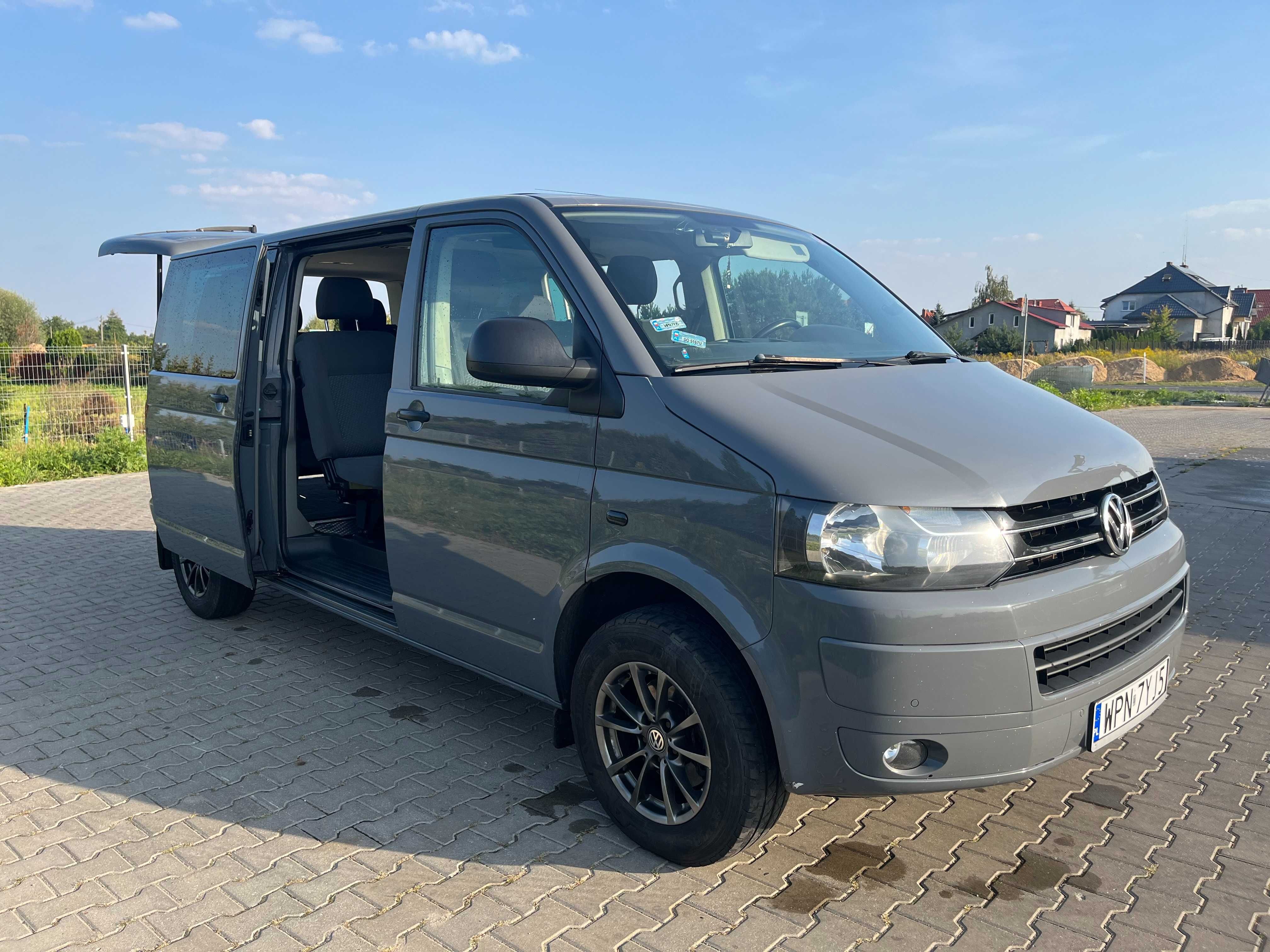 Volkswagen Caravelle 2.0 140km,9 osobowy Long.