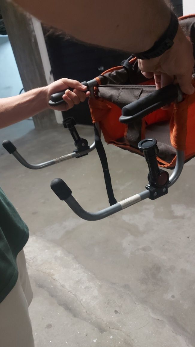 Cadeira de mesa para bebé