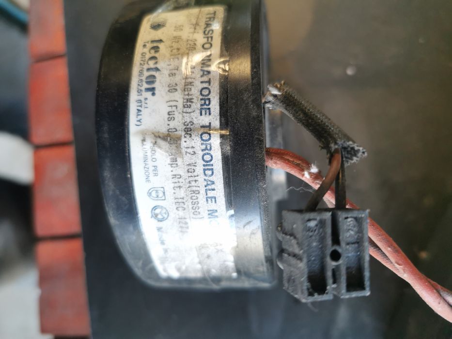 Transformator 220V - 12V