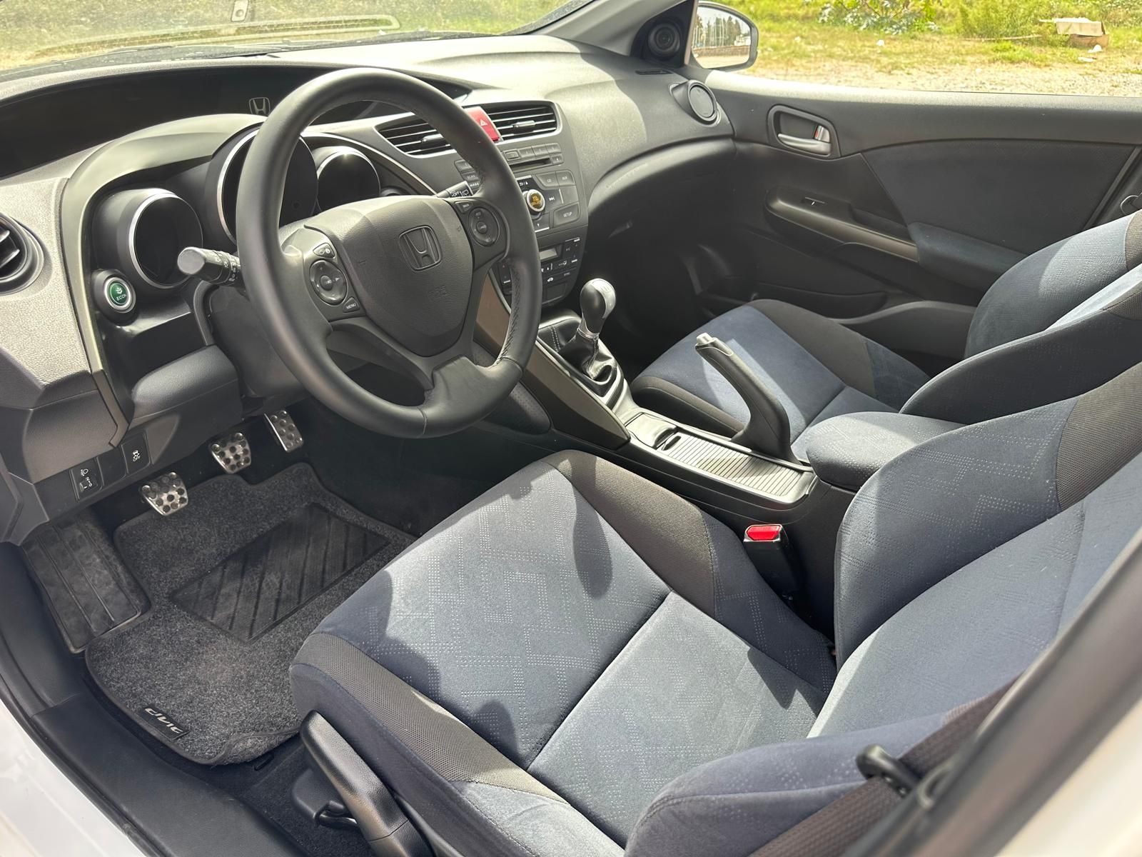 Honda Civic 2.2 i-dtec sport revisões na marca excelente estado