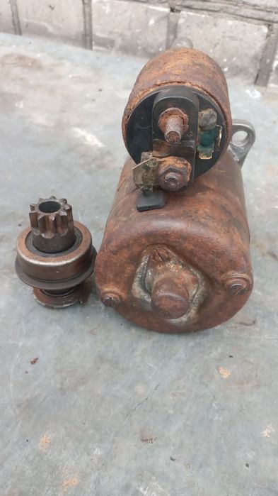 Продам стартер на фольксваген транспортер 1.8 бензин.р