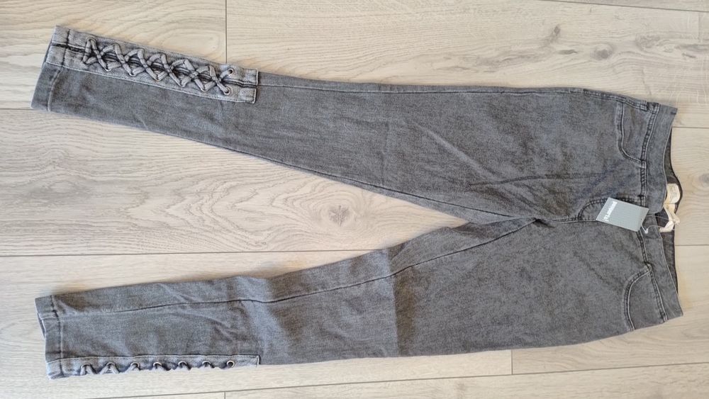 Sprzedam legginsy dziewczęce roz 158/164