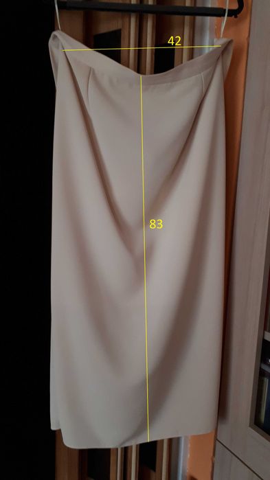 Spódnica ecru na podszewce