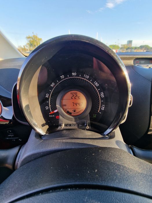 Toyota Aygo Red X-Clusiv Edition