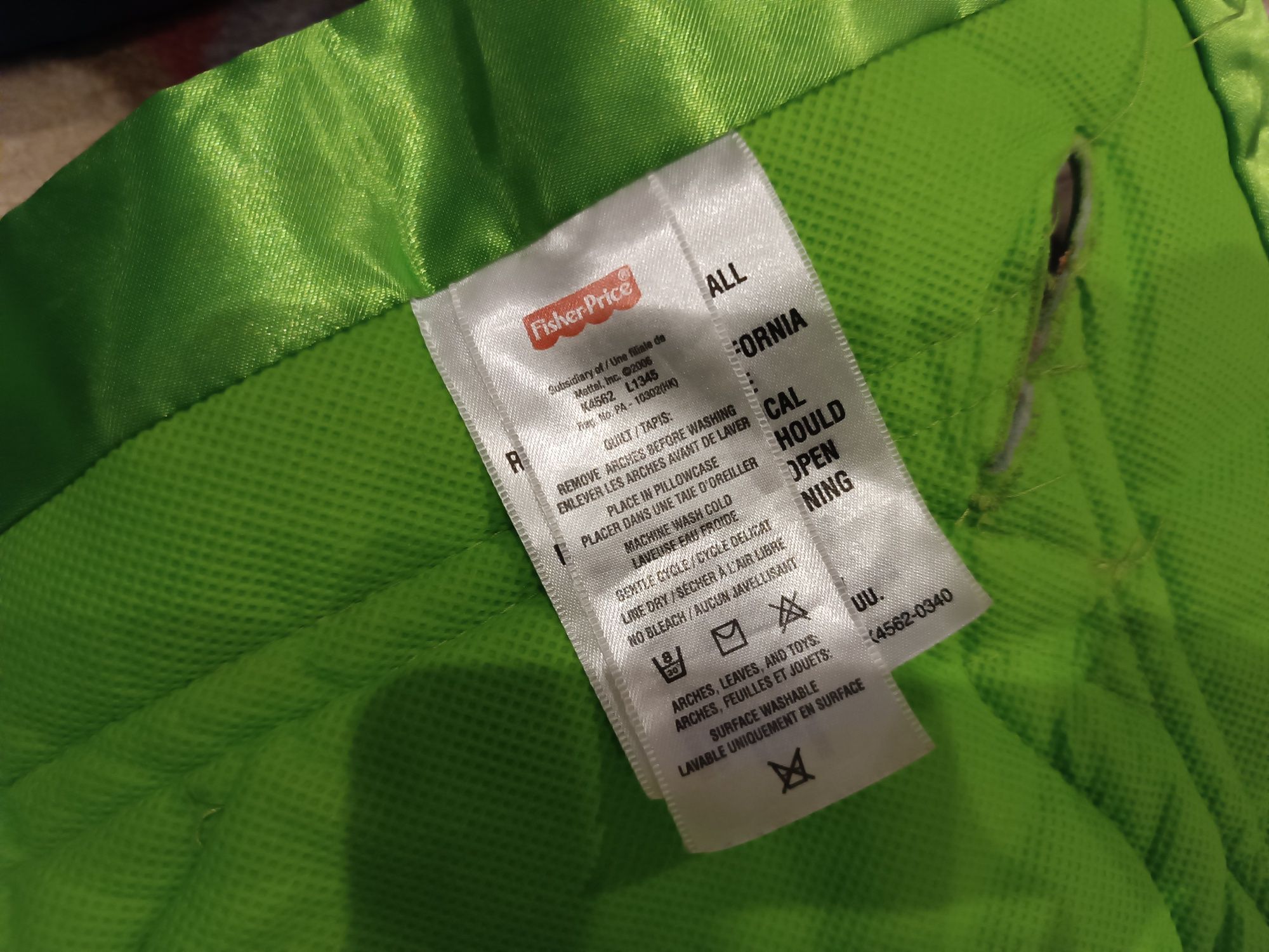 Mata dla dziecka Fischer Price 
Używana ślady użytkowania pokazane na