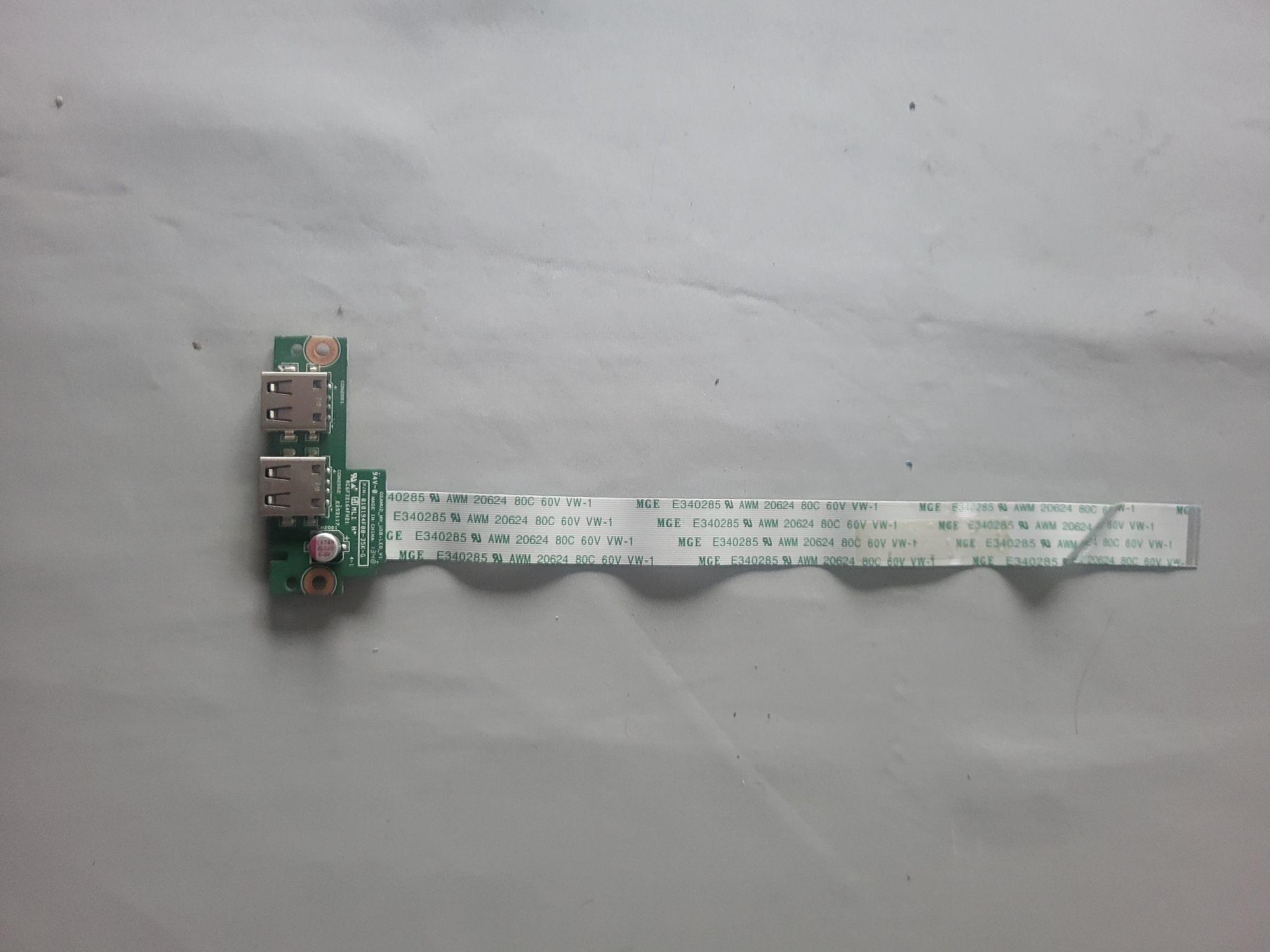 Sprzedam moduł USB do Laptopa HP 15-d020sw