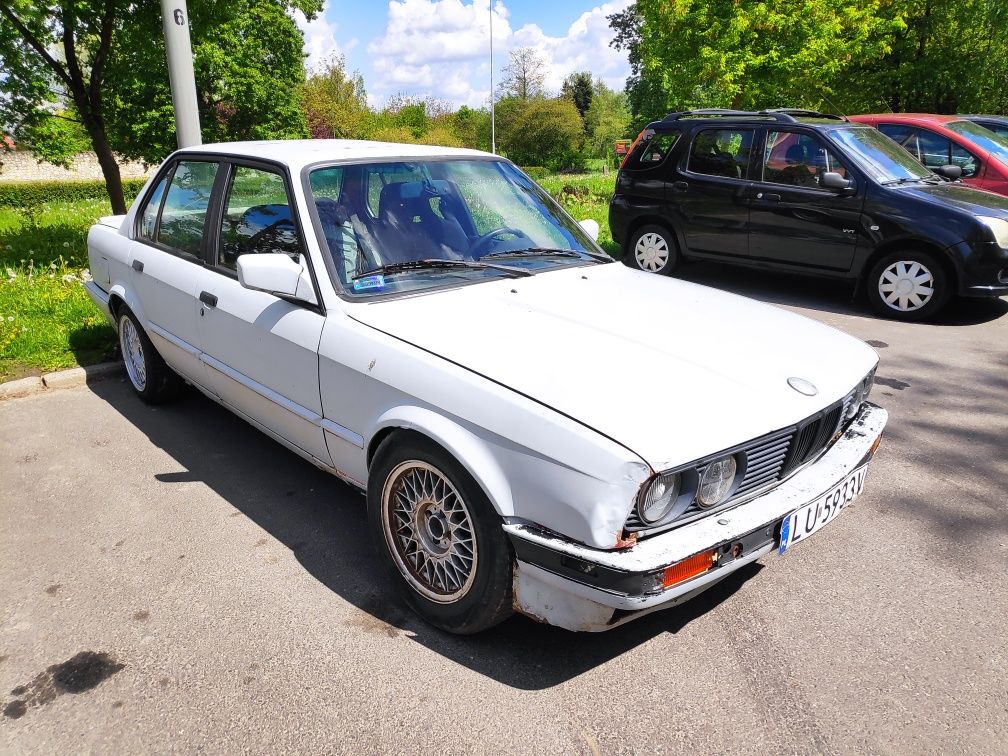 BMW E30 320i 1988r sedan m20b20 lpg