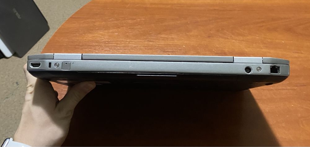 Ноутбук Dell Latitude E6420 14" 4GB RAM/300GB HDD/i5-2520! N2605