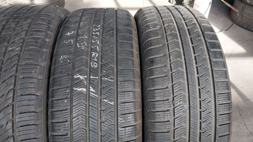 Opony całoroczne Kumho, Vredestein 235/55R19