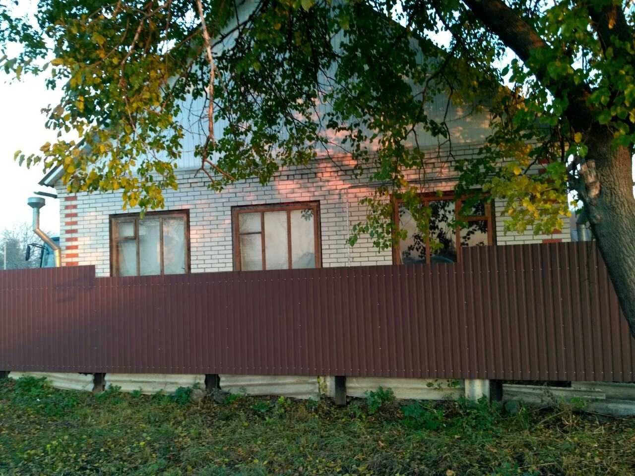 Будинок новобудова по центральній вулиці Сумська