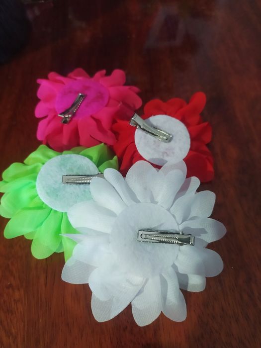 Квітка для волосся, пусети