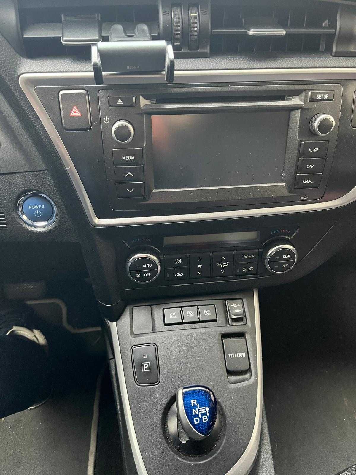 Toyota auris hybryda automat hybryda