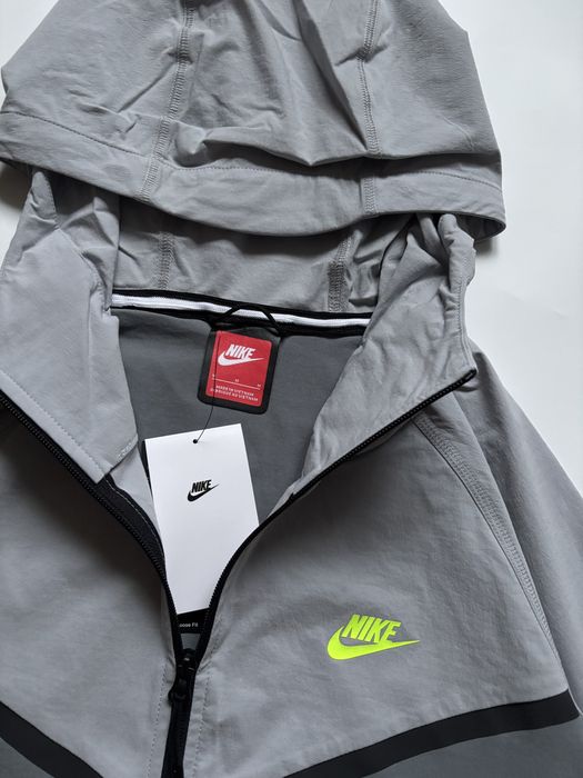 Оригінал! Nike tech woven jacket/Нейлонова вітровка Найк теч