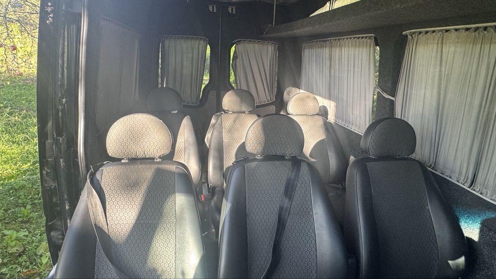 Спрінтер    з.    надійним.  двигуном