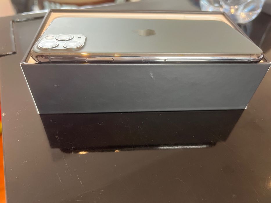 iPhone 11 Pro Max 64 gb