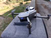 Drone com display no comando