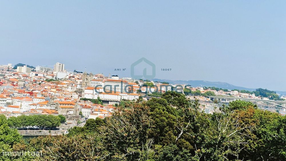Apartamento T2+1 C/Vista Rio, Lugar de Garagem e Varanda | Candal-Gaia