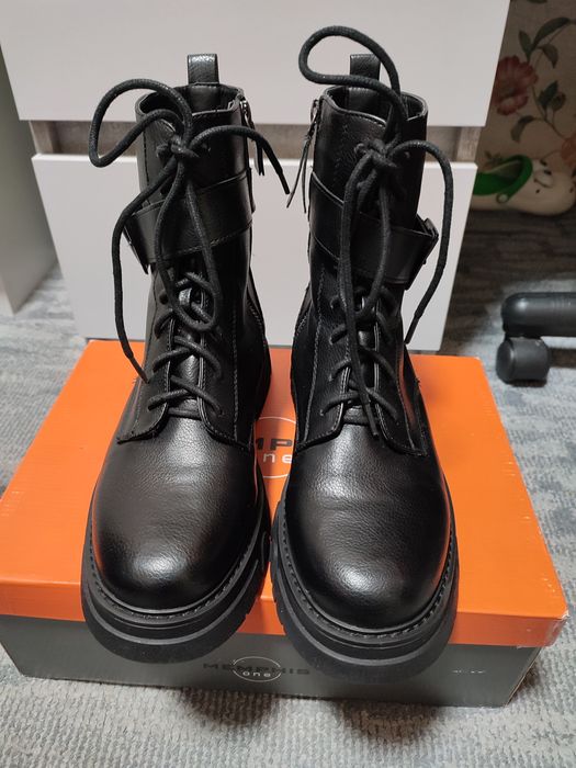 Ботинки женские Dockes весна-осень