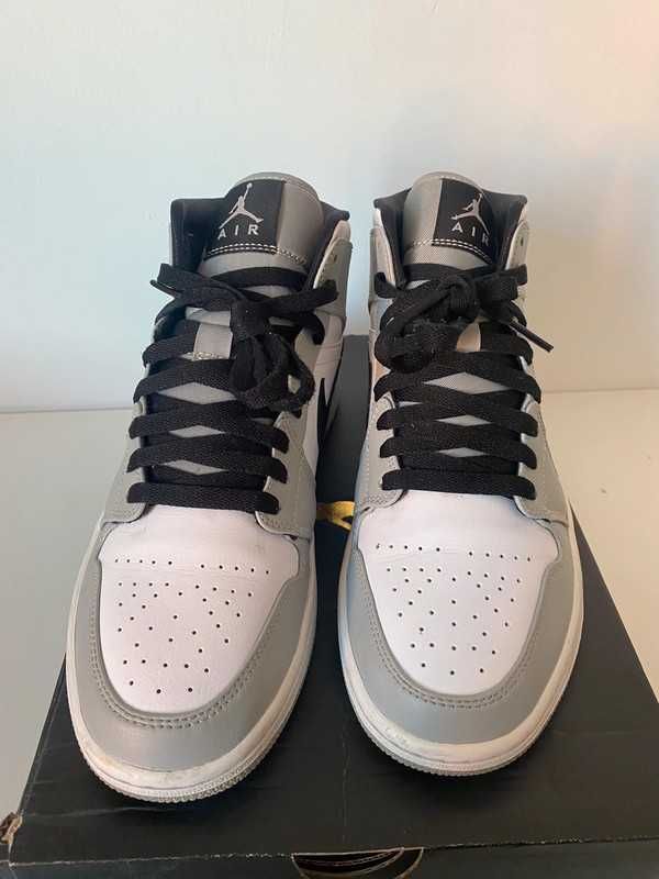 Nike  Jordan 1 Mid Light Smoke Grey 39