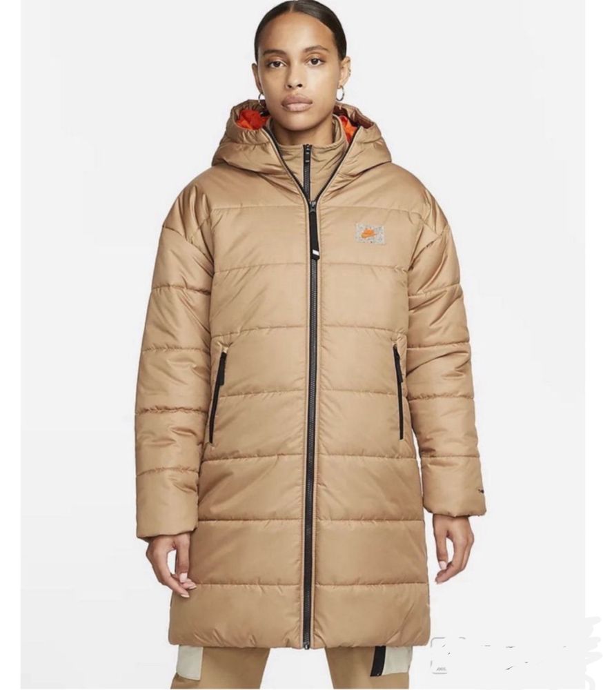 НОВА Куртка Nike Sportswear Therma-FIT , розмір М / L / XL