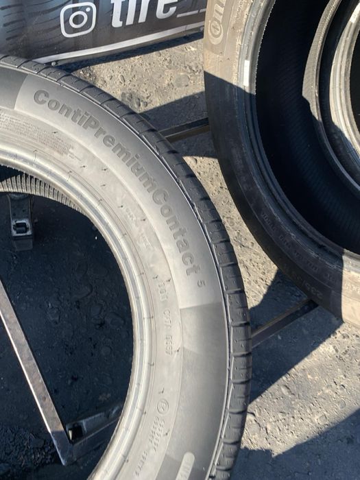 Шини 235/55 R17 Continental пара літо 2023 рік 7 мм