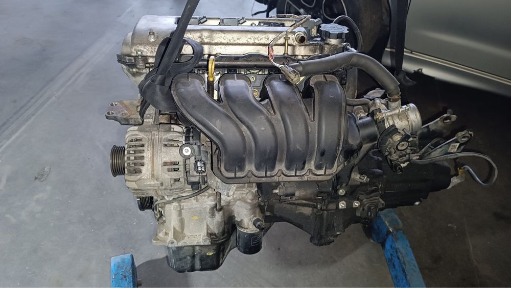 Pecas toyota corolla e12 vvti 1.4