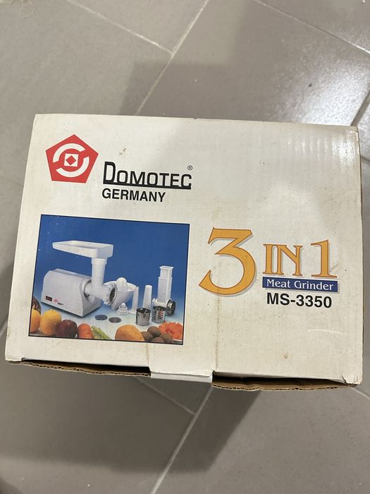 Електромʼясорубка «Domotec MS-3350”