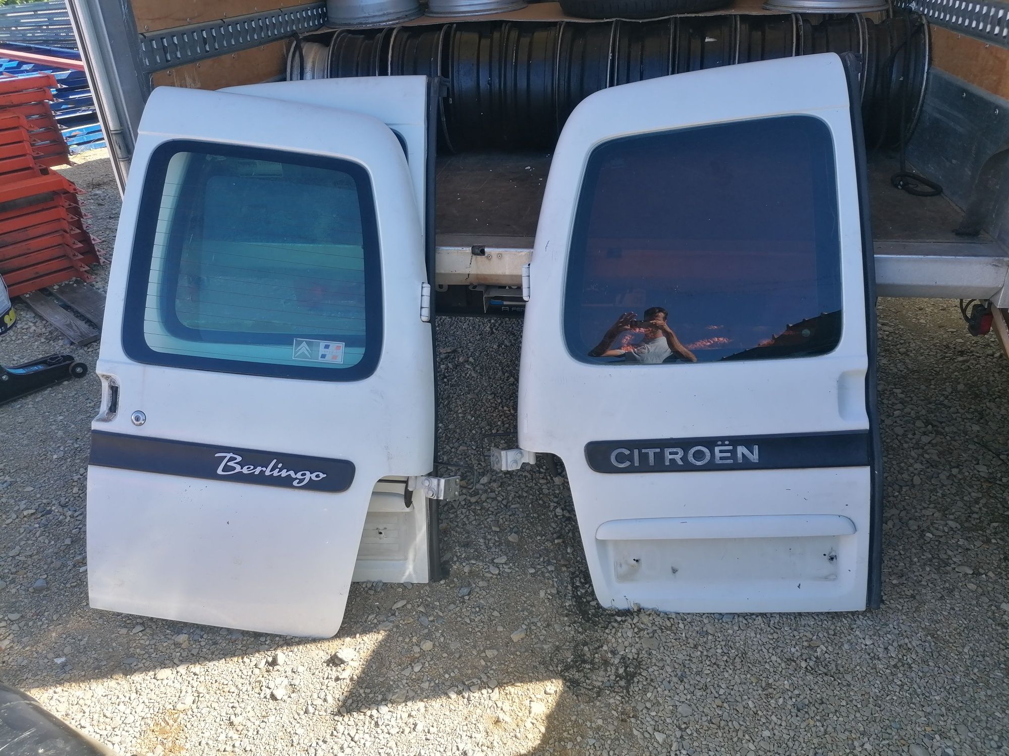 Porta traseira Citroën berlingo e peugeot partner 1997 a 2008