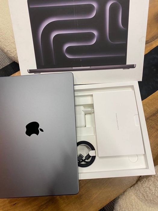 Ноутбук Apple MacBook Pro 14" M4 Pro 24/512GB Space Black (MX2H3) 2024