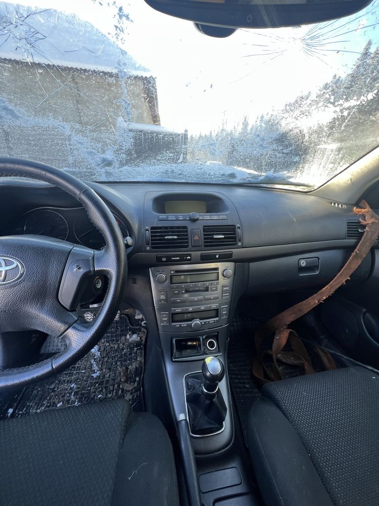 Кузов Українські документи Toyota Avensis T25 2.0Td D4D розборка